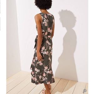 LOFT Dresses - ANN TAYLOR LOFT Boutique Wrap Midi Dress LOFT Dresses - ANN TAYLOR LOFT Boutique Wrap Midi Dress